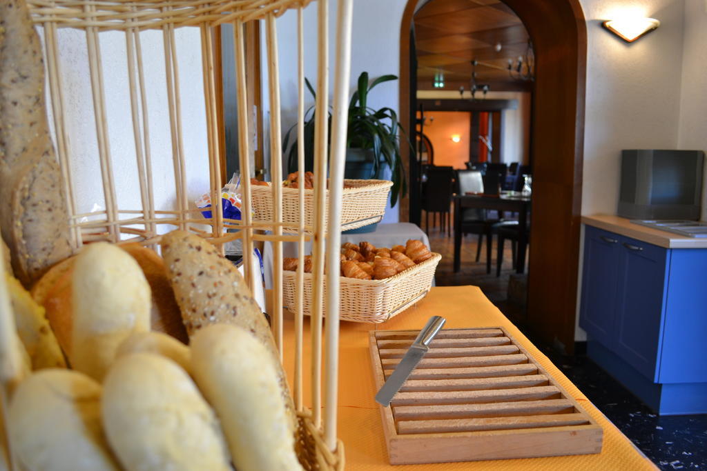 Hotel Restaurant Davat Brison-Saint-Innocent Экстерьер фото