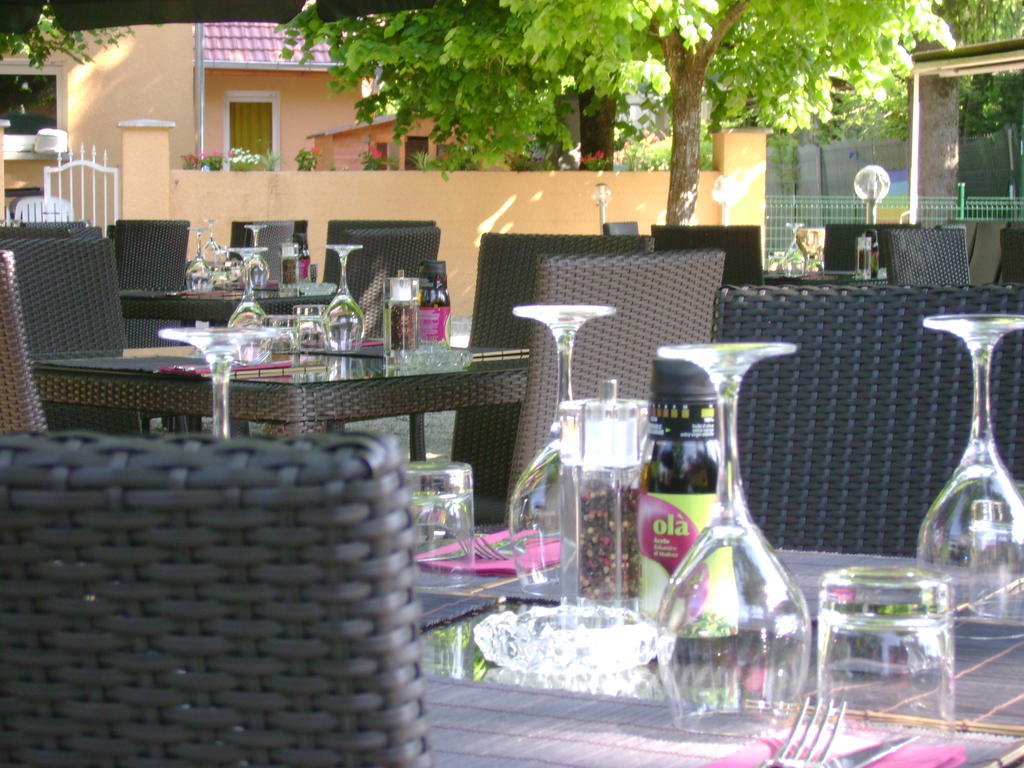 Hotel Restaurant Davat Brison-Saint-Innocent Экстерьер фото