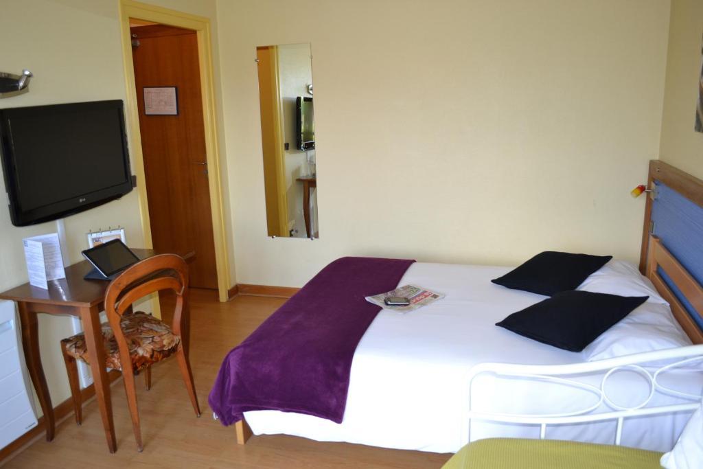 Hotel Restaurant Davat Brison-Saint-Innocent Номер фото