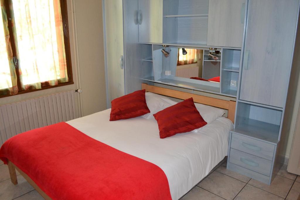 Hotel Restaurant Davat Brison-Saint-Innocent Номер фото